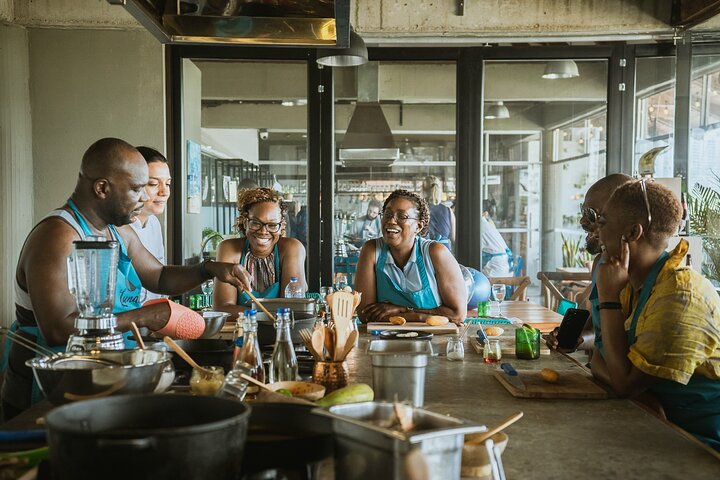 Clase de Cocina con Vista, Elegancia y Sabor